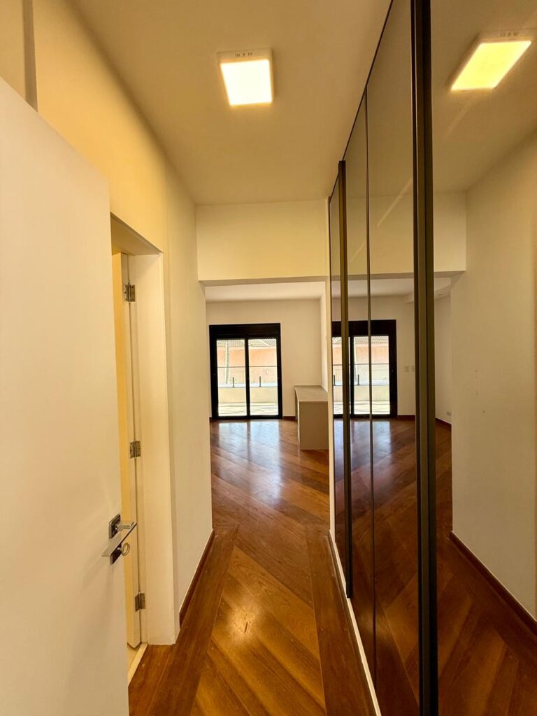 WhatsApp Image 2025-09-17 at 09.54.06 (2)