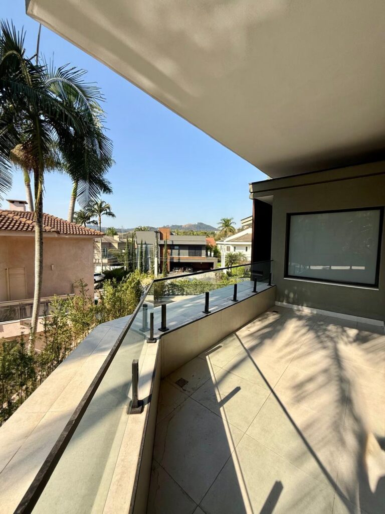 WhatsApp Image 2025-09-17 at 09.54.06