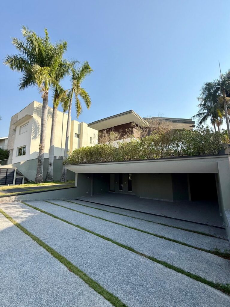 WhatsApp Image 2025-09-17 at 09.54.10