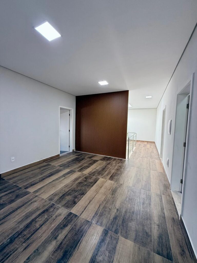 WhatsApp Image 2025-09-17 at 10.28.50 (2)