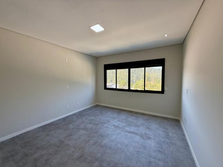 WhatsApp Image 2025-09-17 at 10.28.51