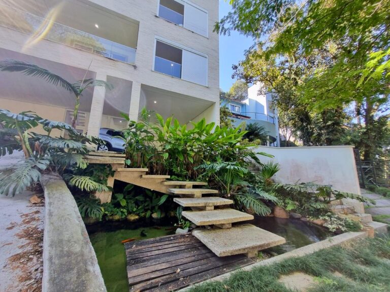 WhatsApp Image 2025-09-18 at 09.07.44