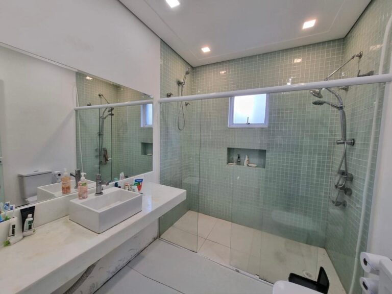 WhatsApp Image 2025-09-18 at 09.07.49