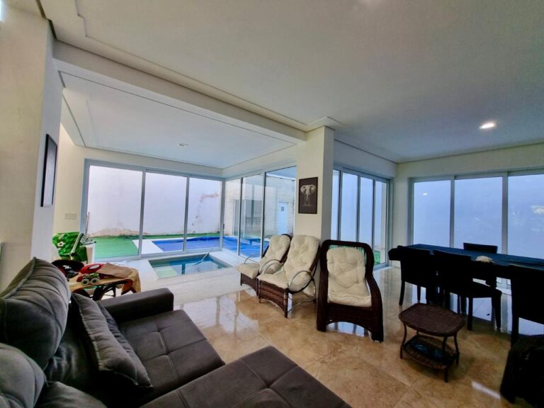 WhatsApp Image 2025-09-18 at 09.07.59