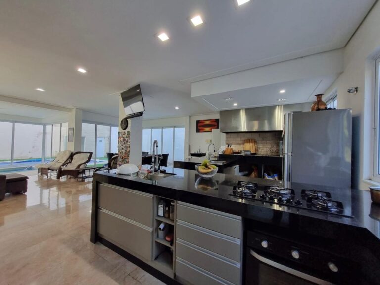 WhatsApp Image 2025-09-18 at 09.08.09