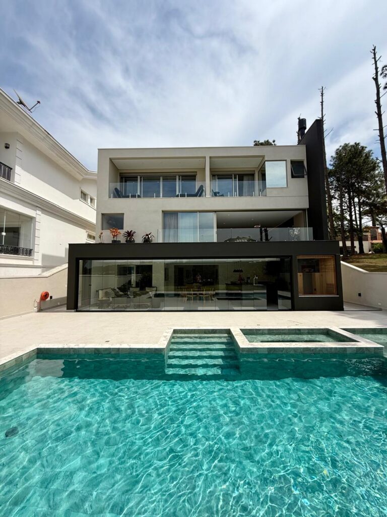 WhatsApp Image 2025-09-22 at 10.19.39 (1)