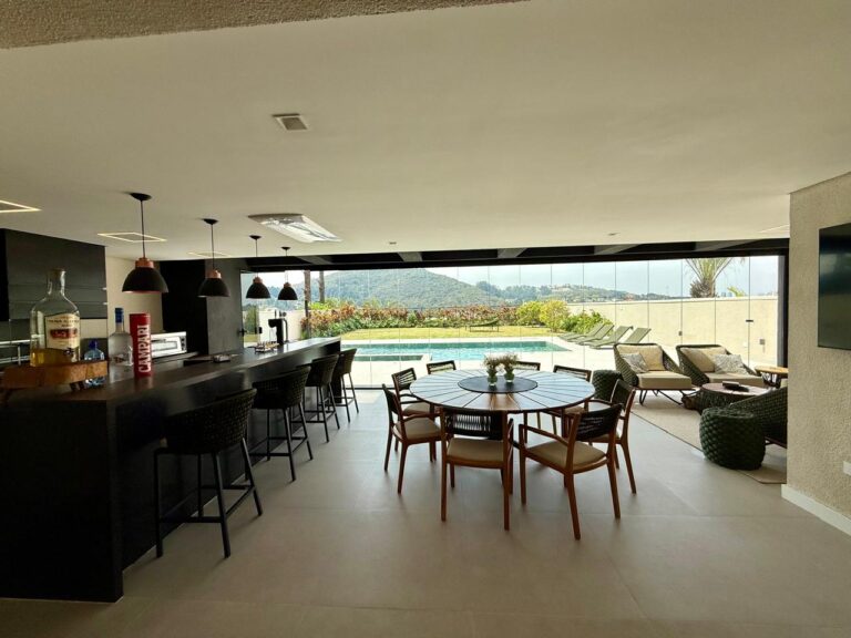 WhatsApp Image 2025-09-22 at 10.19.54 (1)