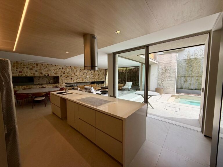 WhatsApp Image 2025-09-23 at 17.45.57 (1)