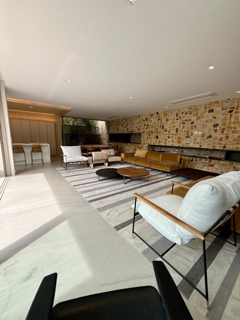 WhatsApp Image 2025-09-23 at 17.45.58 (3)