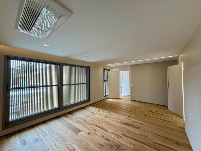 WhatsApp Image 2025-09-23 at 17.46.04 (2)