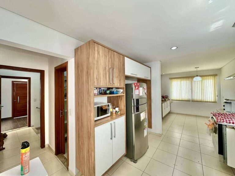 La photo IMG_0793.JPEG a été réduite de 91.62 % le Quinta-feira 28 Novembro 2024 à 12:11 par Photo Réducteur v4.10 à télécharger sur http://www.emjysoft.com/