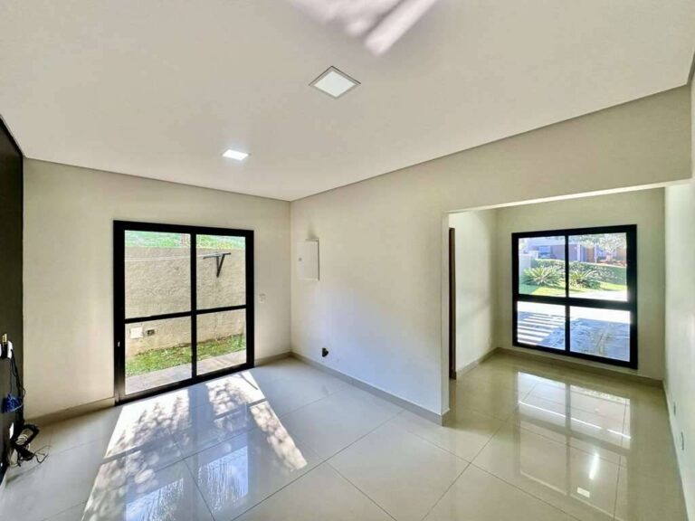 La photo IMG_1038.JPEG a été réduite de 92.67 % le Terça-feira 05 Agosto 2025 à 13:08 par Photo Réducteur v4.10 à télécharger sur http://www.emjysoft.com/