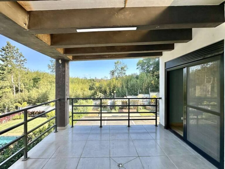 La photo IMG_1098.JPEG a été réduite de 90.54 % le Terça-feira 05 Agosto 2025 à 13:08 par Photo Réducteur v4.10 à télécharger sur http://www.emjysoft.com/