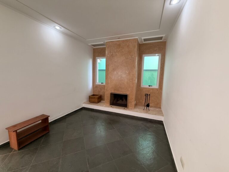 2f9af457-c75d-4a12-8b52-7d0f262a450a