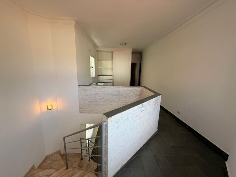 5b5f3001-b28b-4c2d-80ed-a0d7e6d82db9