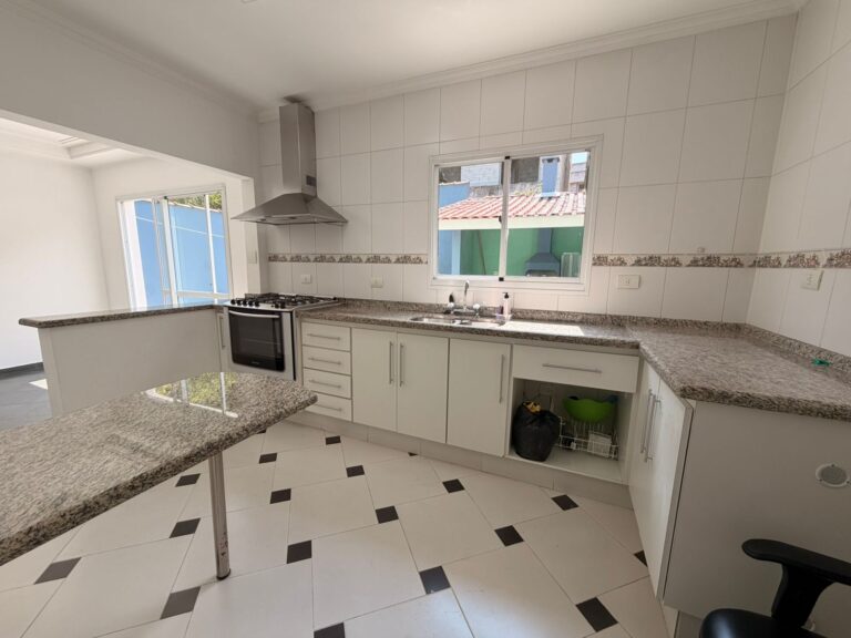 8937003e-bf9b-490a-80c1-24f9777d14f8