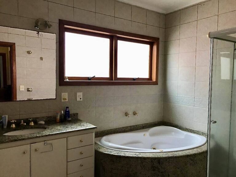 WhatsApp Image 2025-10-09 at 10.41.19