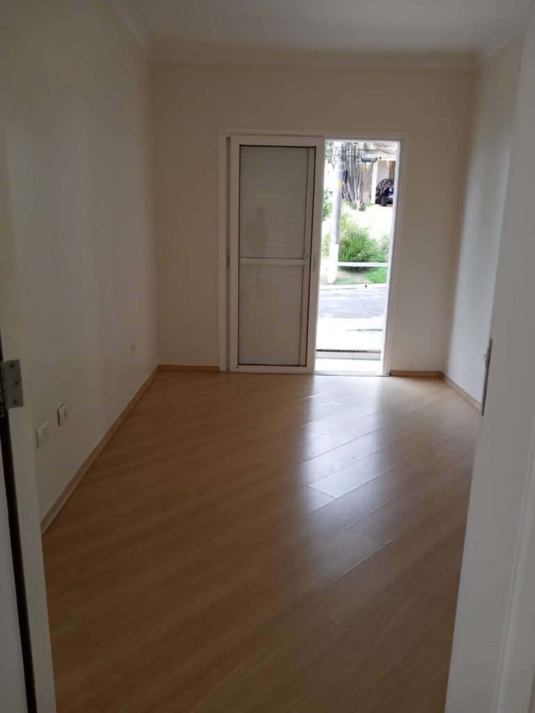 WhatsApp Image 2025-10-14 at 16.36.24 (2)