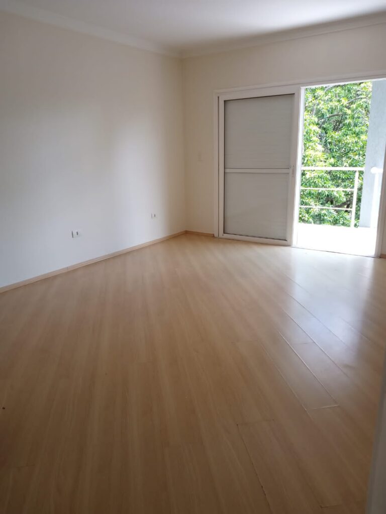 WhatsApp Image 2025-10-14 at 16.36.25 (2)