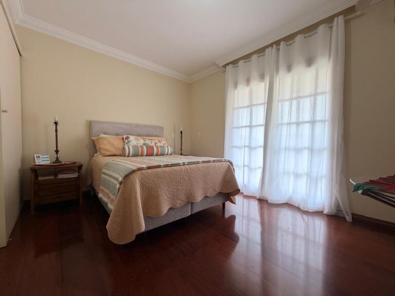 WhatsApp Image 2025-10-16 at 10.20.10 (1)