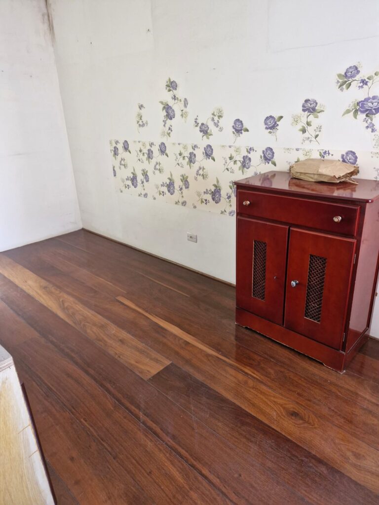 WhatsApp Image 2025-10-16 at 15.45.04