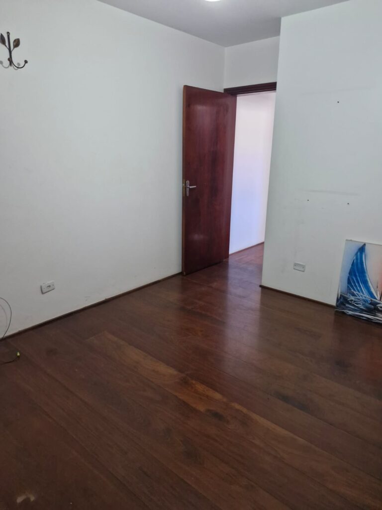 WhatsApp Image 2025-10-16 at 15.45.09 (1)