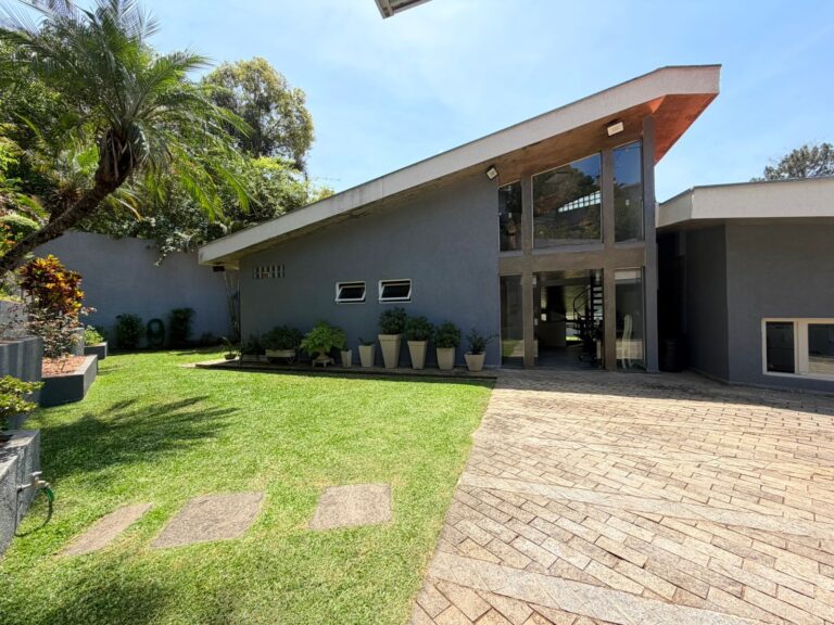 WhatsApp Image 2025-10-16 at 16.43.04 (2)