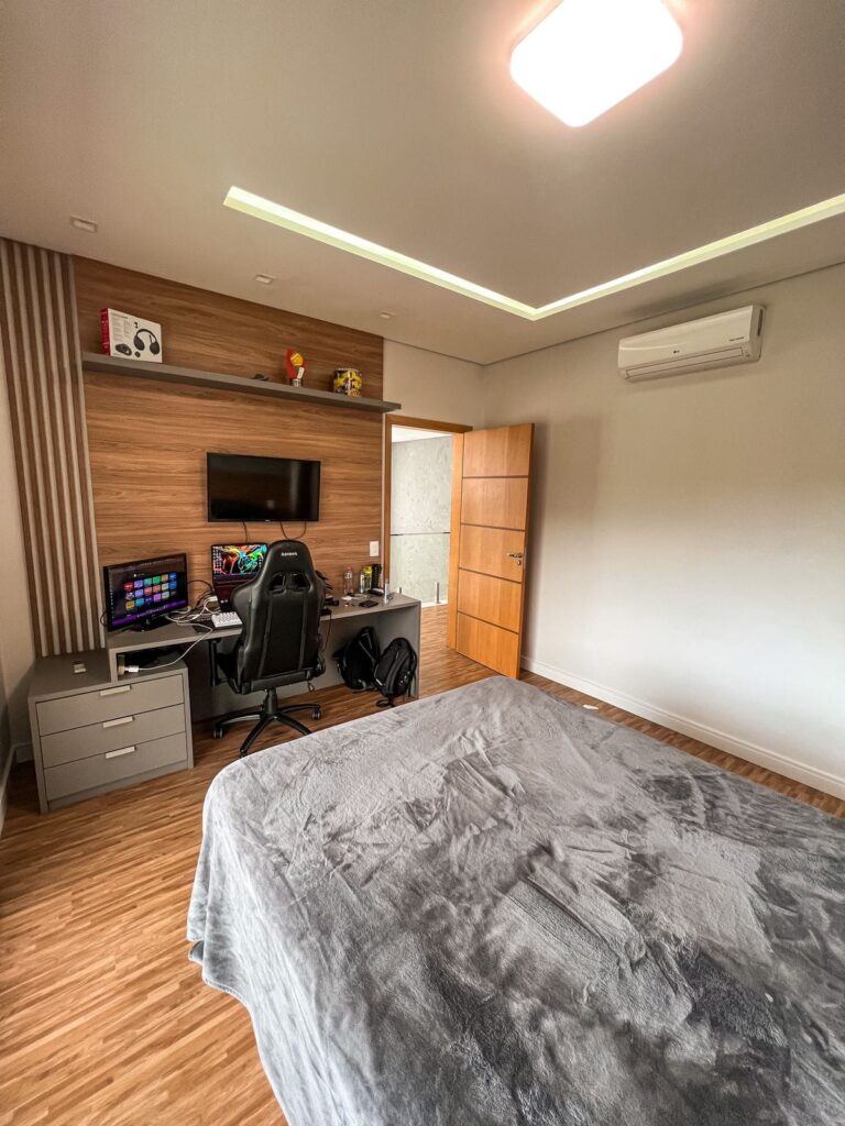 WhatsApp Image 2025-10-17 at 09.52.44