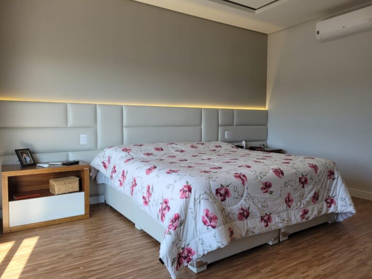 WhatsApp Image 2025-10-17 at 09.52.49