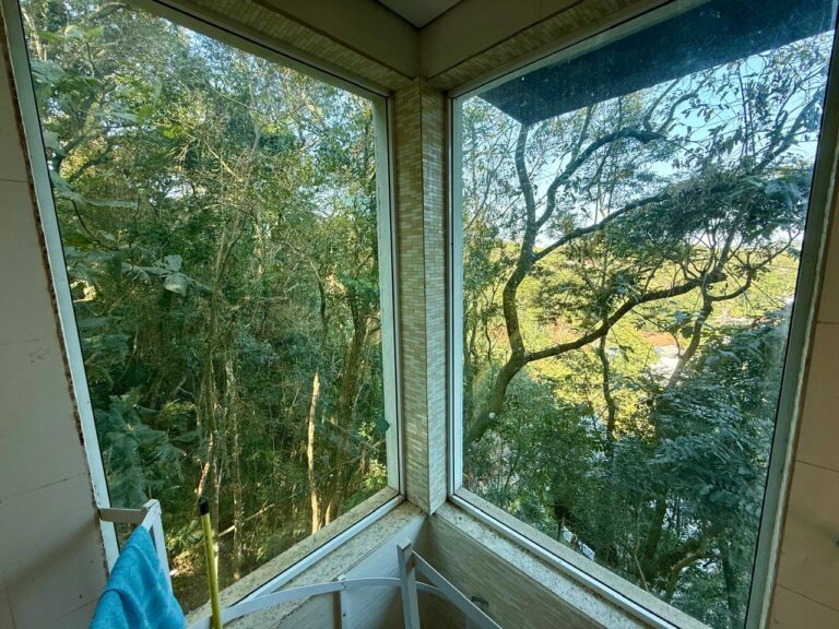 WhatsApp Image 2025-10-23 at 14.54.30 (1)