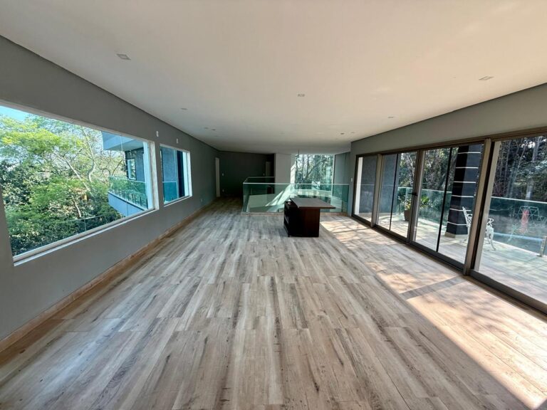 WhatsApp Image 2025-10-23 at 14.54.30 (2)