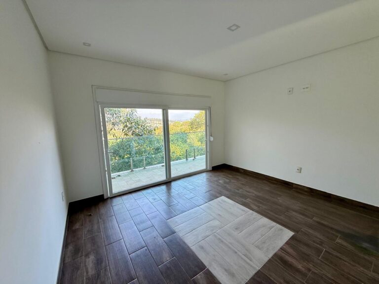 WhatsApp Image 2025-10-23 at 14.54.31 (7)