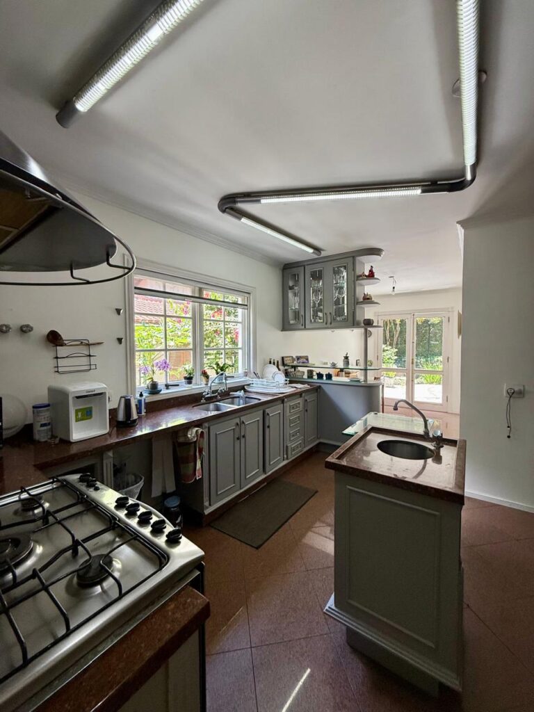 WhatsApp Image 2025-10-25 at 12.33.11 (1)