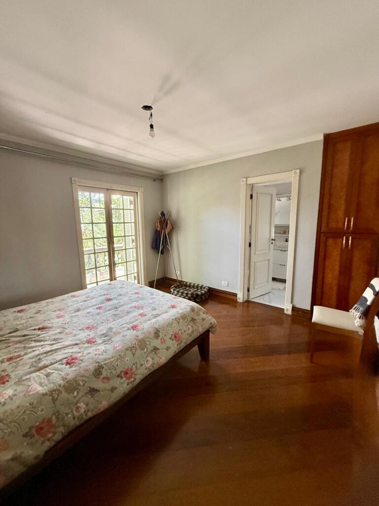 WhatsApp Image 2025-10-25 at 12.33.14 (1)