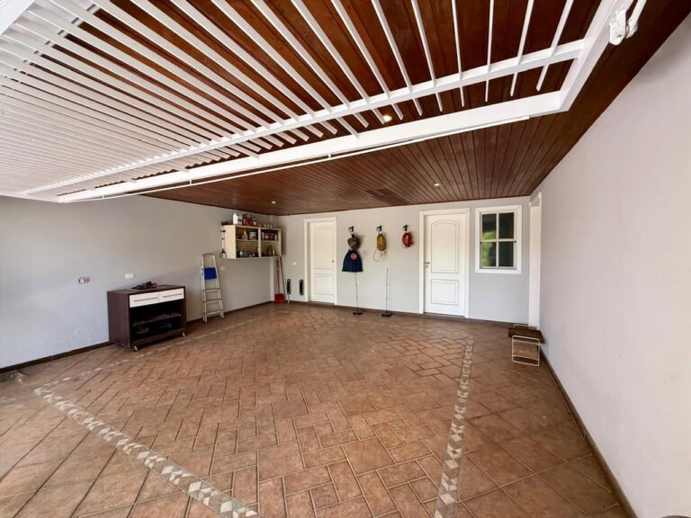 WhatsApp Image 2025-10-25 at 12.33.17 (1)