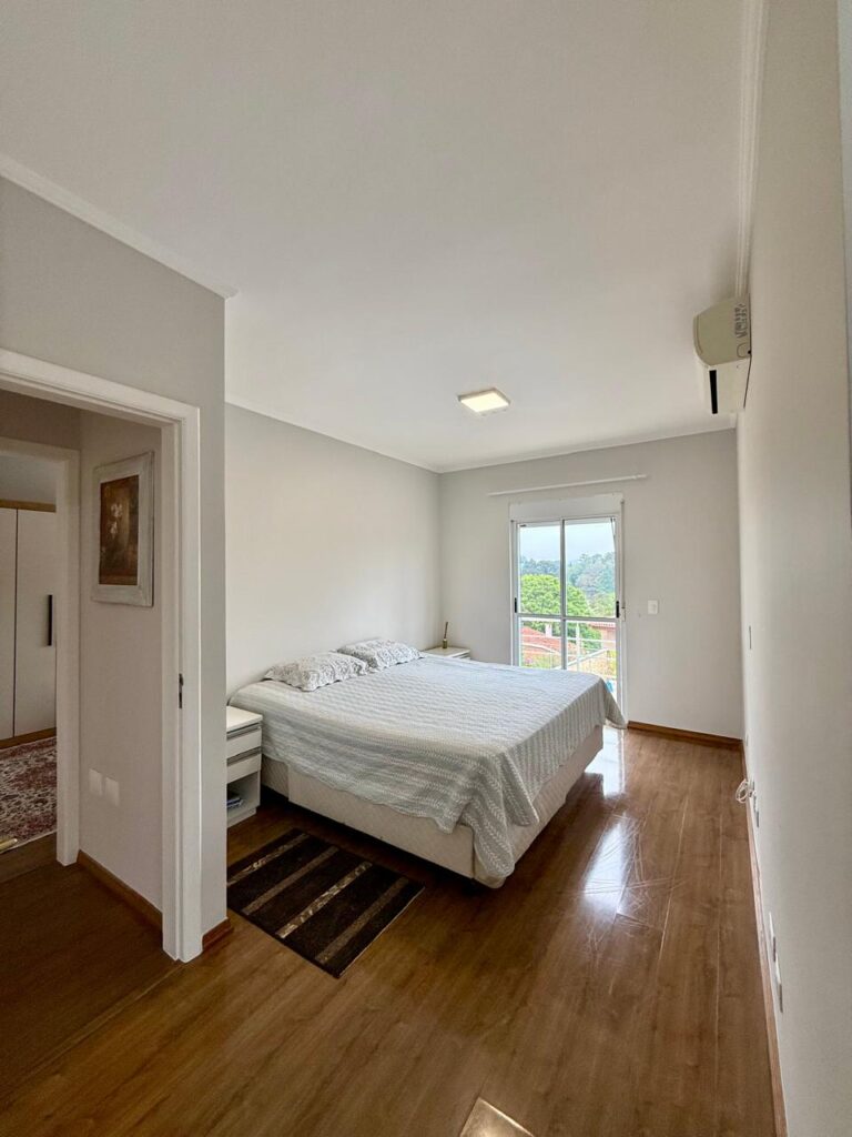 WhatsApp Image 2025-10-27 at 15.46.05 (2)