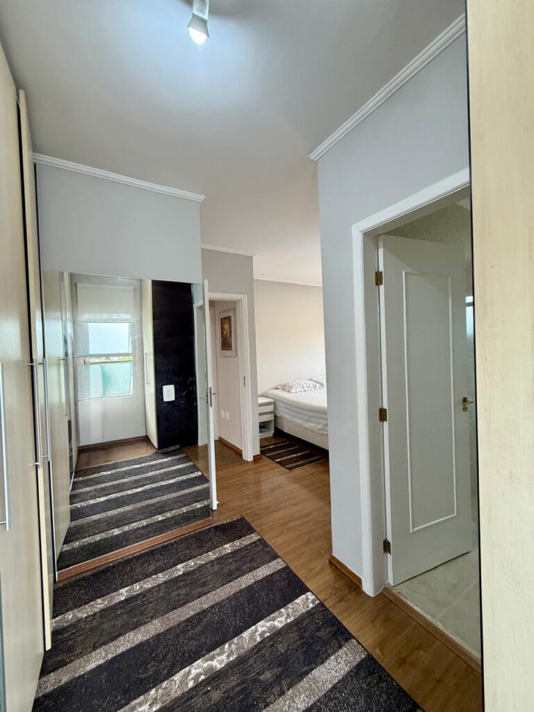 WhatsApp Image 2025-10-27 at 15.46.07 (1)