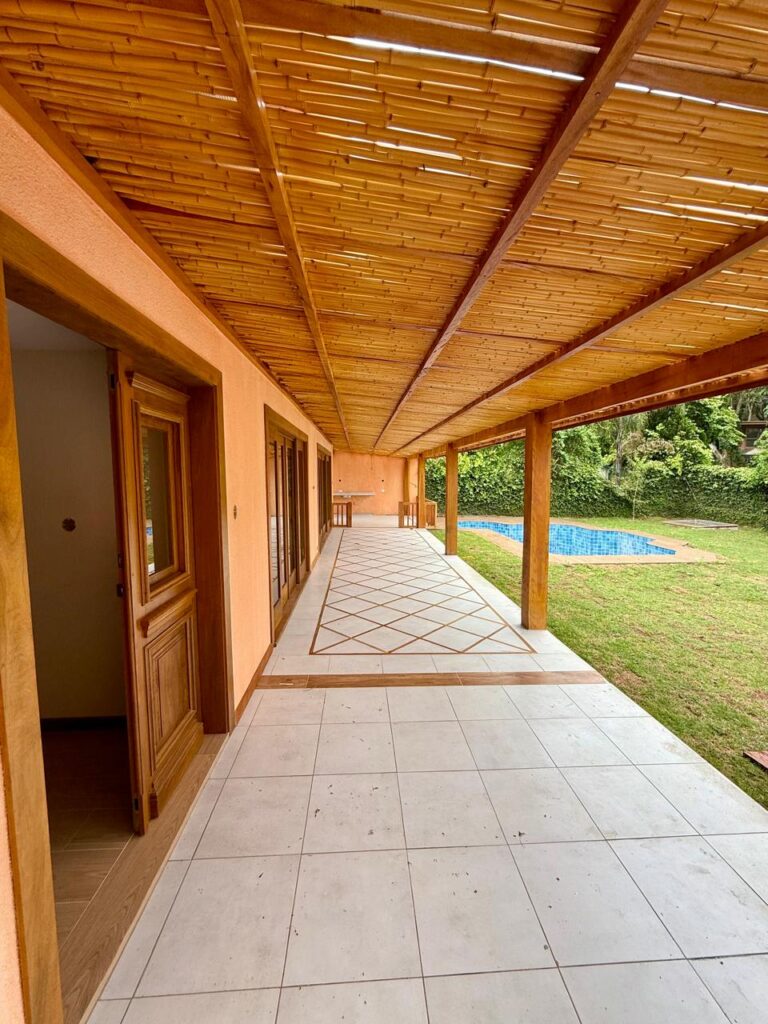 WhatsApp Image 2025-10-27 at 16.31.32