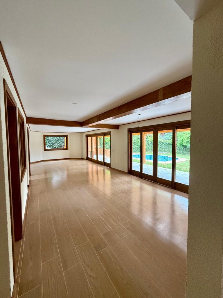 WhatsApp Image 2025-10-27 at 16.31.37