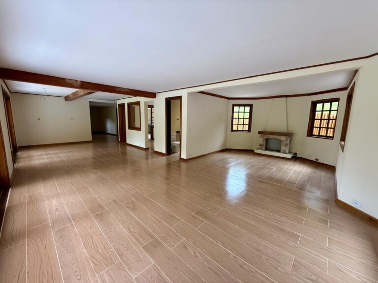 WhatsApp Image 2025-10-27 at 16.31.38 (1)