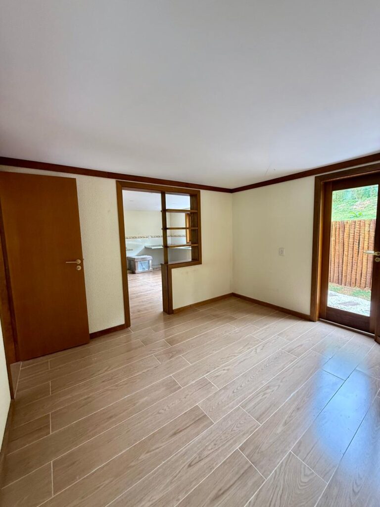 WhatsApp Image 2025-10-27 at 16.31.39