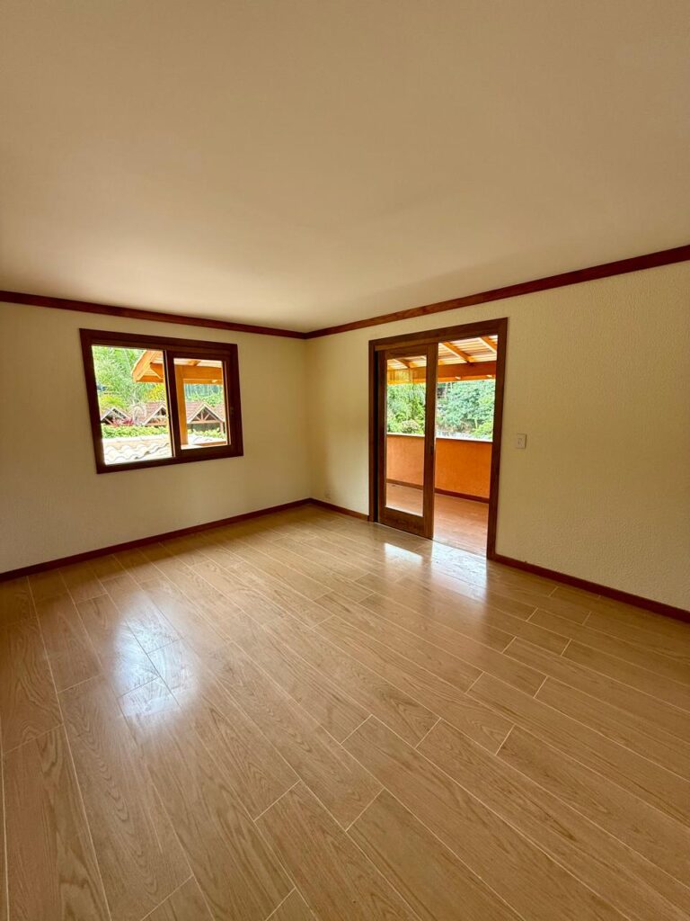 WhatsApp Image 2025-10-27 at 16.31.40