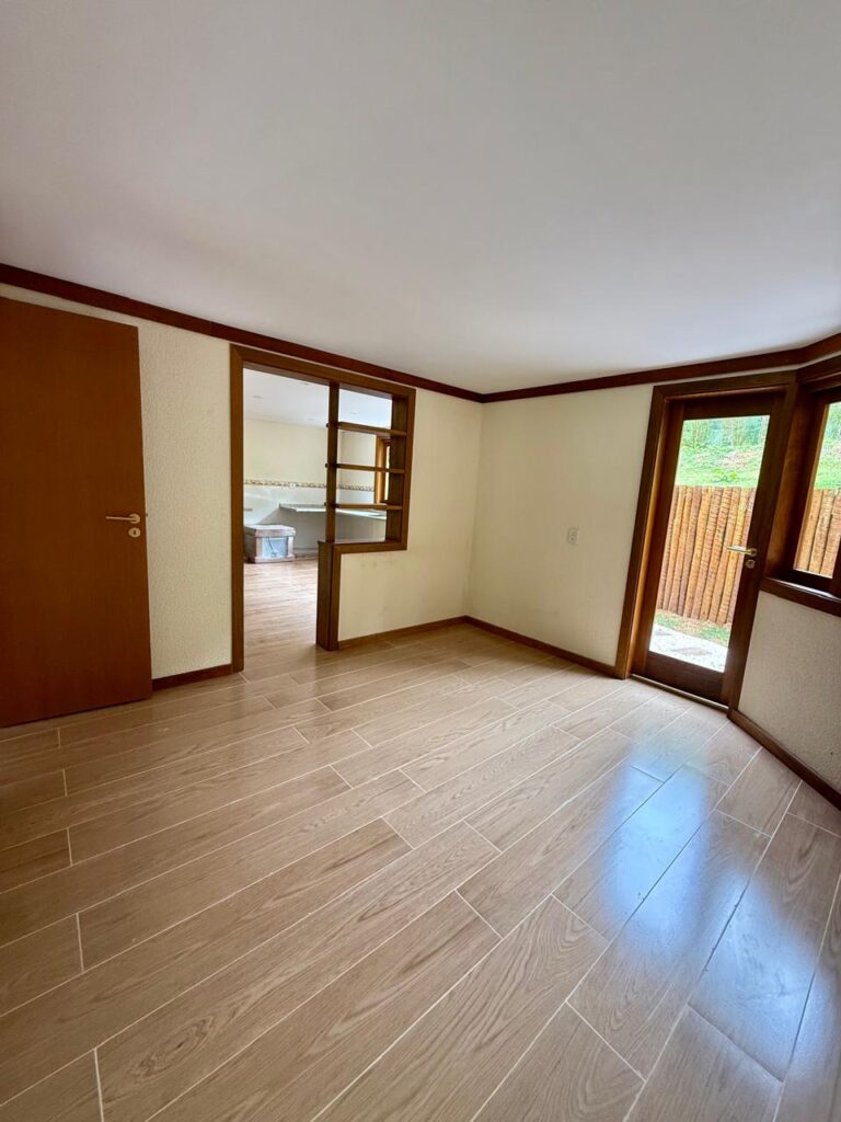 WhatsApp Image 2025-10-27 at 16.31.55