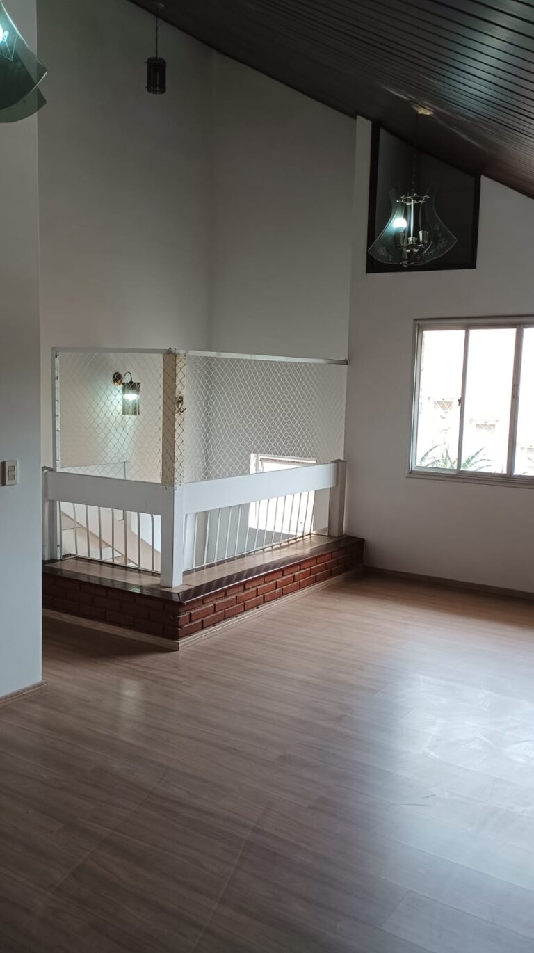 ab6b7d7c-e3ab-4c62-960e-035e0541b8d5