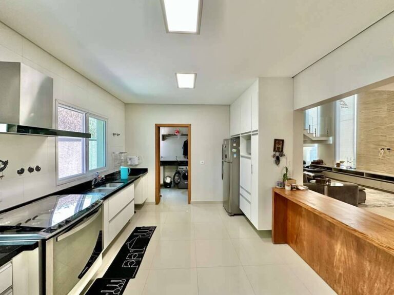 La photo 18.jpg a été réduite de 97.37 % le Sexta-feira 24 Outubro 2025 à 19:10 par Photo Réducteur v4.10 à télécharger sur http://www.emjysoft.com/