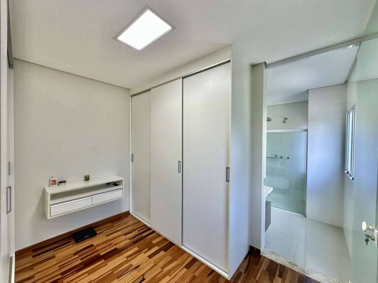 La photo 25.jpg a été réduite de 98.25 % le Sexta-feira 24 Outubro 2025 à 19:10 par Photo Réducteur v4.10 à télécharger sur http://www.emjysoft.com/