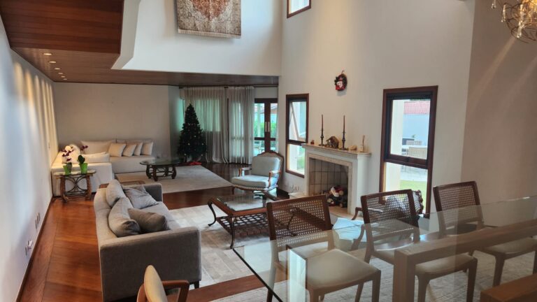 WhatsApp Image 2025-11-03 at 12.03.52 (1)