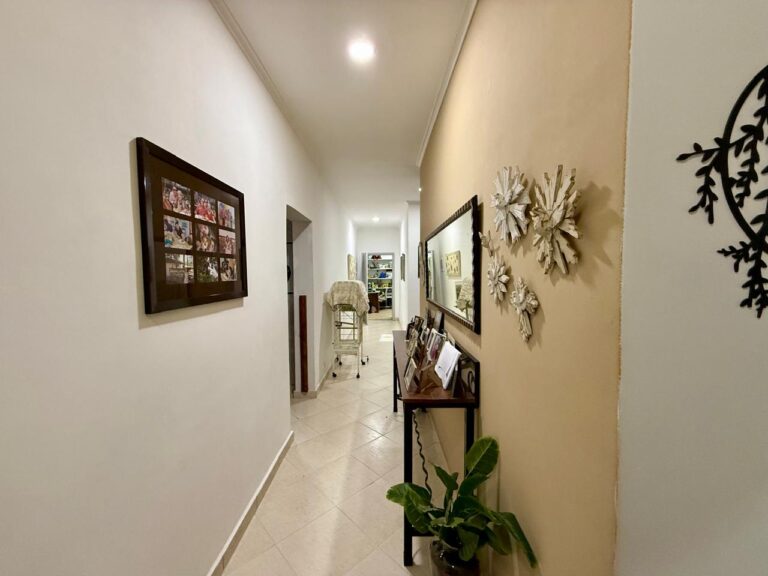 WhatsApp Image 2025-11-06 at 17.35.34