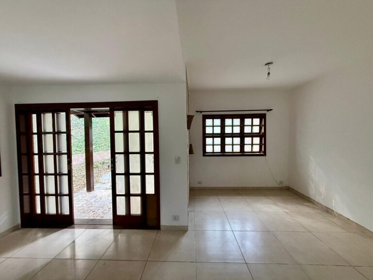 WhatsApp Image 2025-11-17 at 13.39.20 (1)