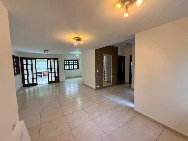 WhatsApp Image 2025-11-17 at 13.39.24